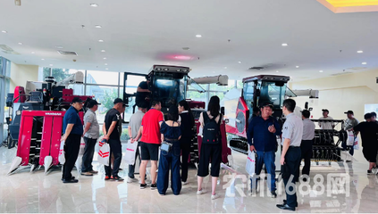 中国农机化协会组织农机手到洋马农机参观培训活动成功举办